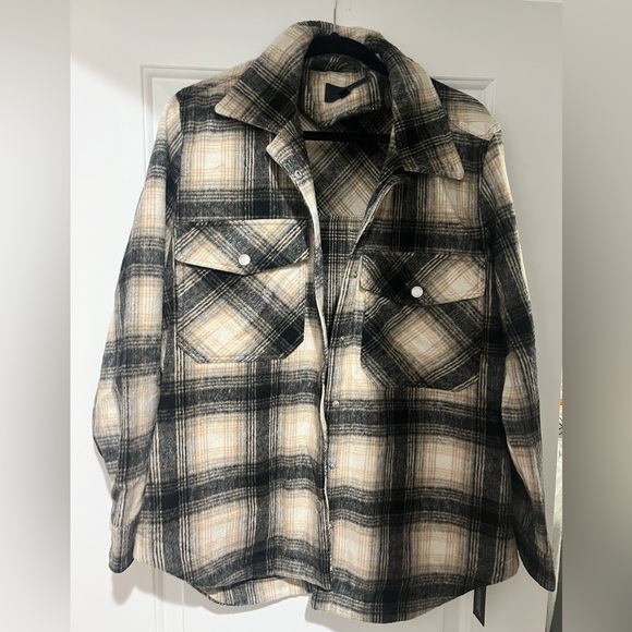 BLANK NYC Flannel Shacket - Picture 3 of 6